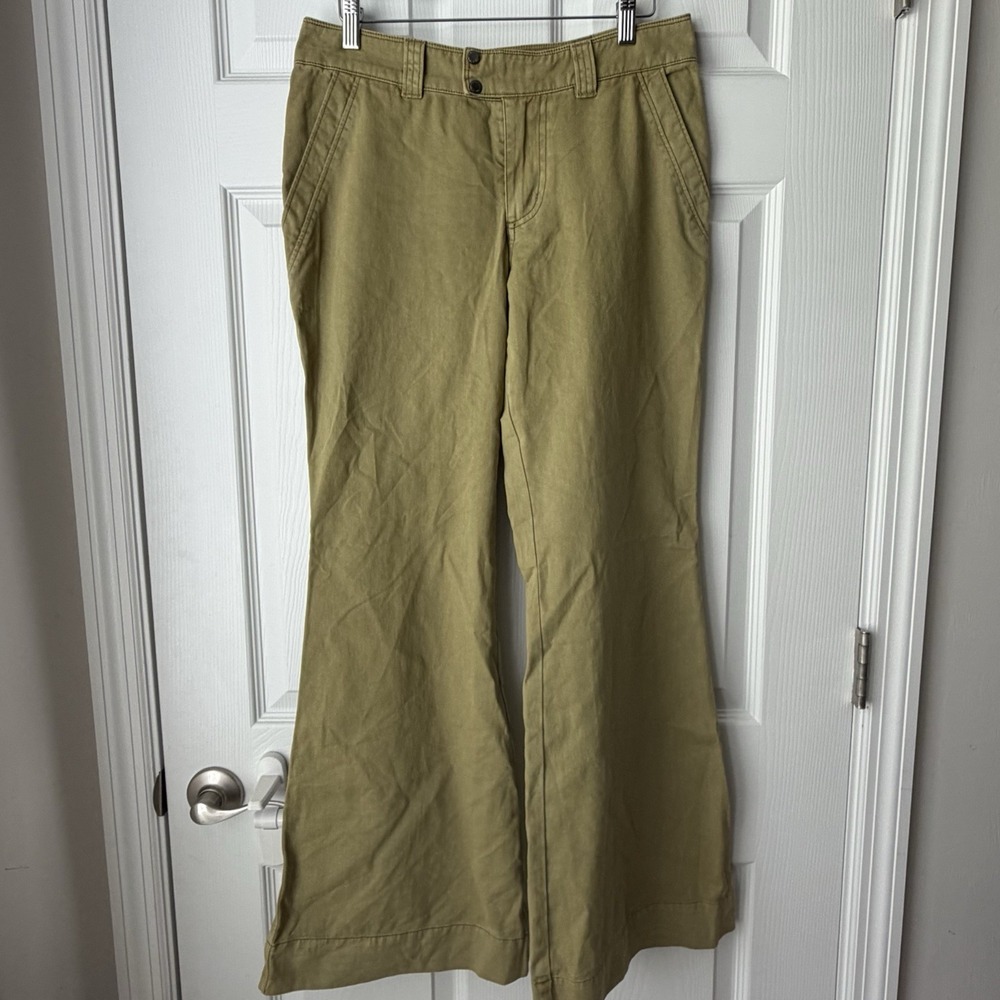 NWT Urban Outfitters BDG Workwear Chino Bootcut Pants Khaki Green Women's Size 8